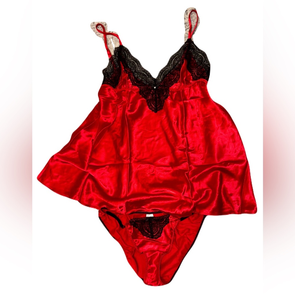Vintage Victoria’s Secret Red satin lace cami 2 piece set